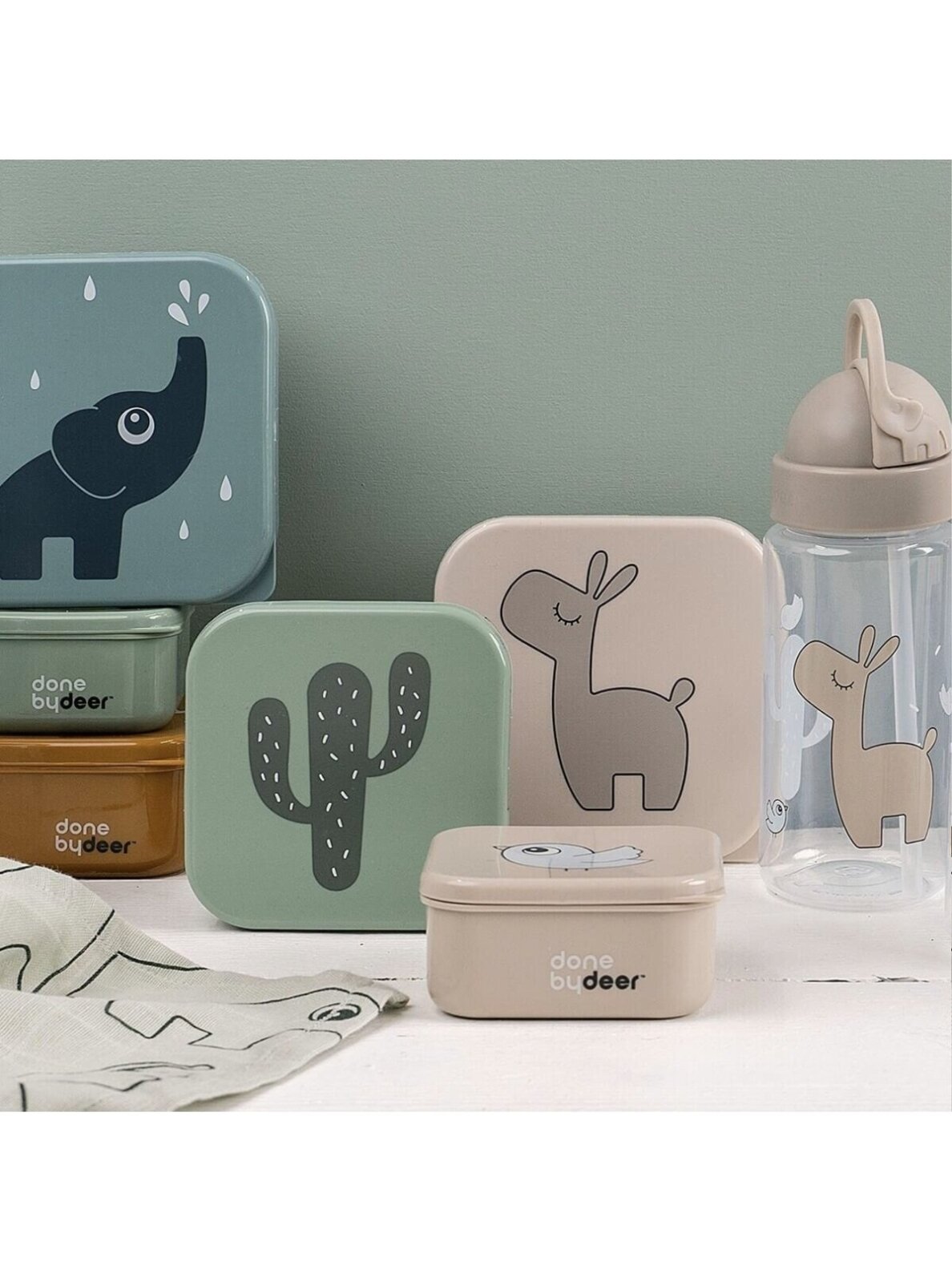 Straw bottle 350 ml, Done by Deer (Deer Friends Sand) 2