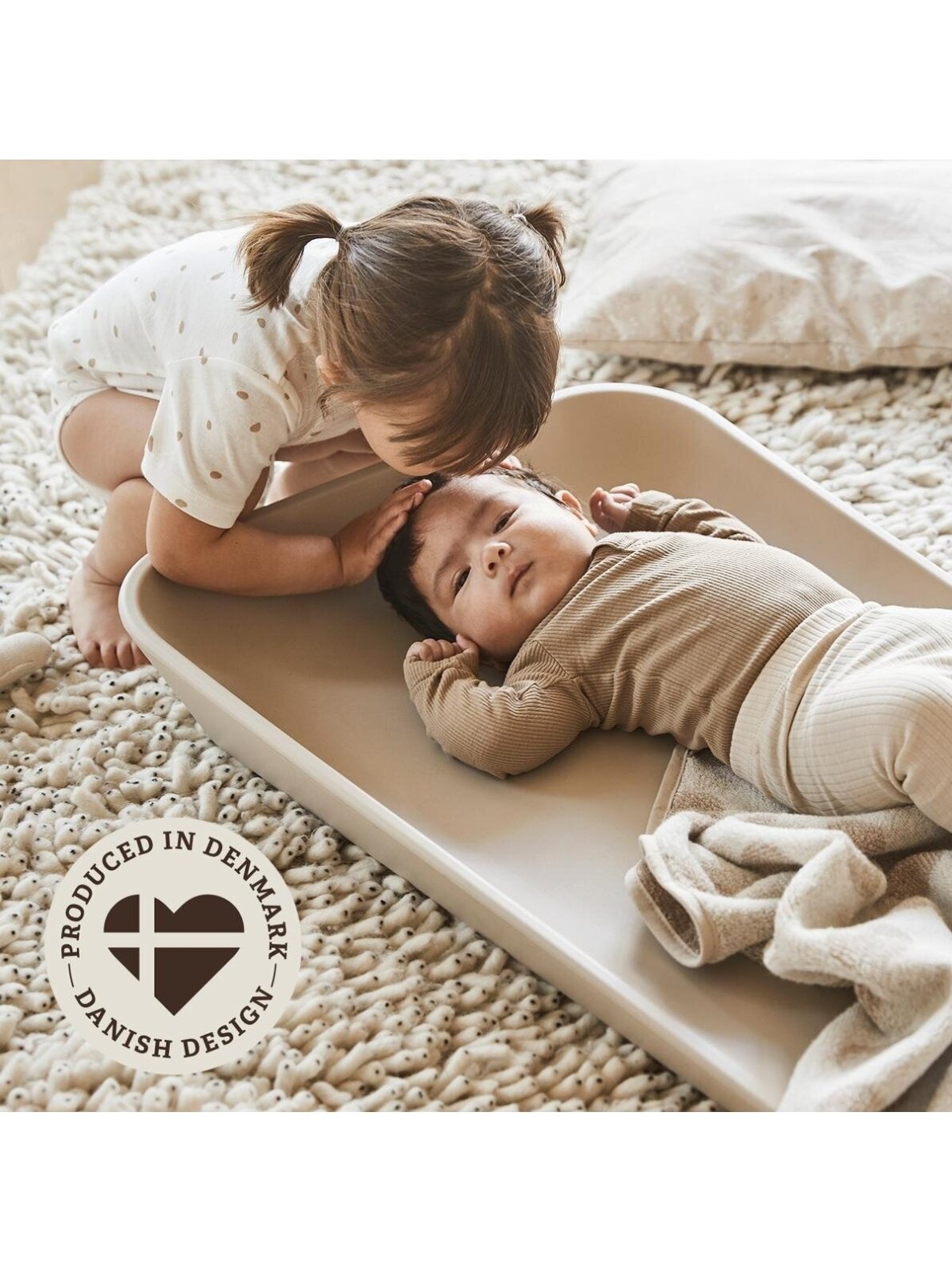 Leander Matty™ Changing mat, Cappuccino 7 Leander Matty™ Changing mat, Cappuccino 7