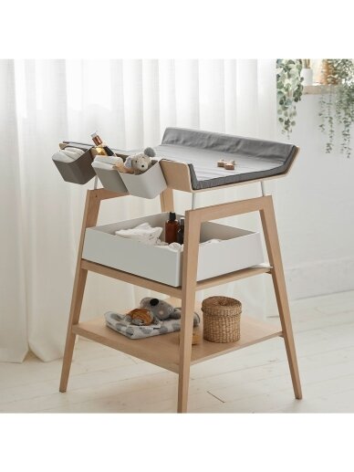 LEANDER LINEA™ CHANGING TABLE W. FOAM CUSHION, BEECH 5 LEANDER LINEA™ CHANGING TABLE W. FOAM CUSHION, BEECH 5