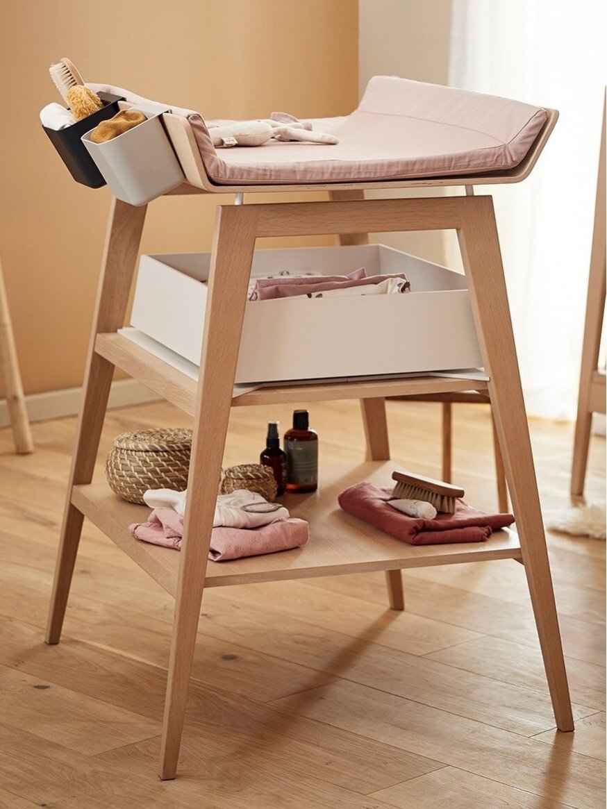 LEANDER LINEA™ CHANGING TABLE W. FOAM CUSHION, BEECH 1 LEANDER LINEA™ CHANGING TABLE W. FOAM CUSHION, BEECH 1