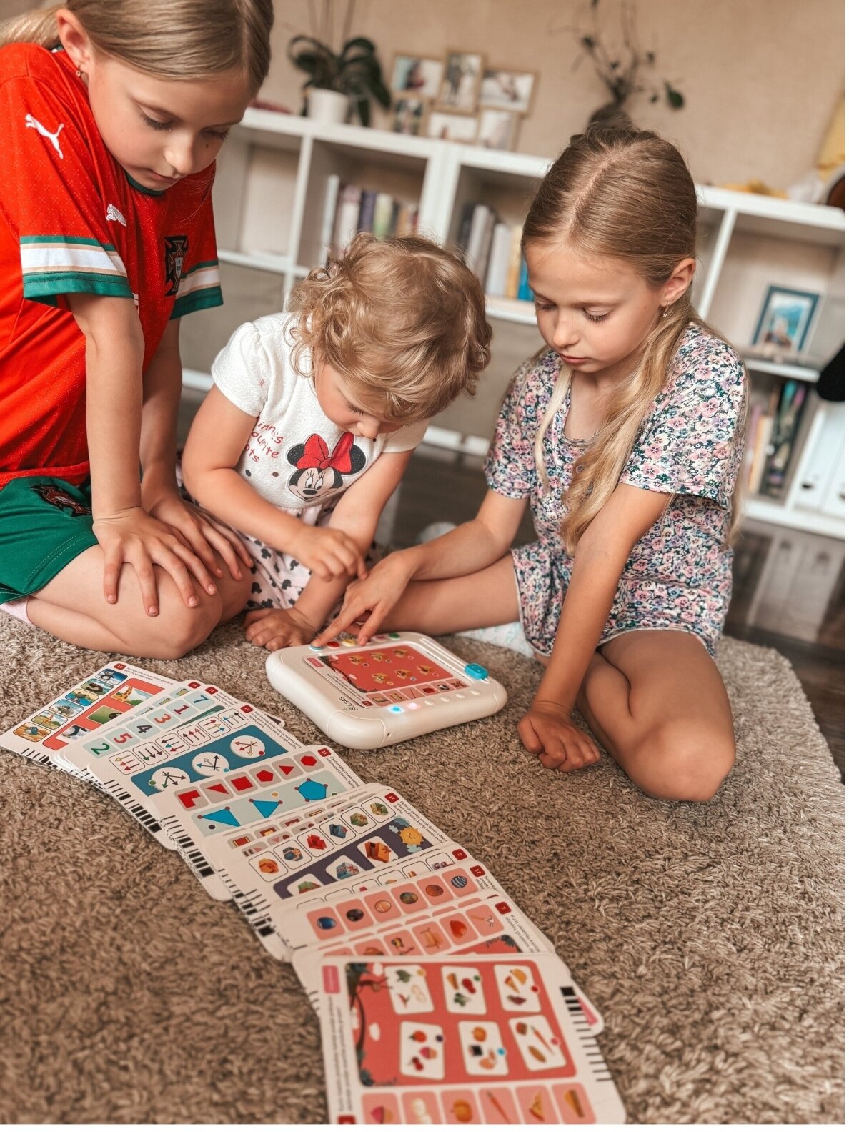 Music player for children "Skilsas" with microphone + Lithuanian-voiced "Talking Cards" 7