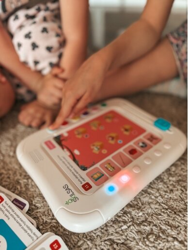 Music player for children "Skilsas" with microphone + Lithuanian-voiced "Talking Cards" 8