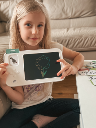 Yes For Skills Lithuanian-voiced cards "Talking Cards" with a drawing tablet 2 Yes For Skills Lithuanian-voiced cards "Talking Cards" with a drawing tablet 2